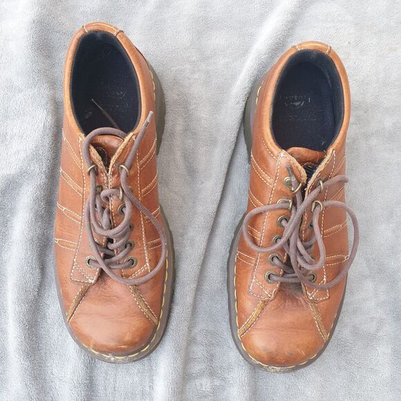 Dr Martens 9764  Mens Oxford Shoes Light Brown Cl Leather Lace Up Round Toe 12 main image 8